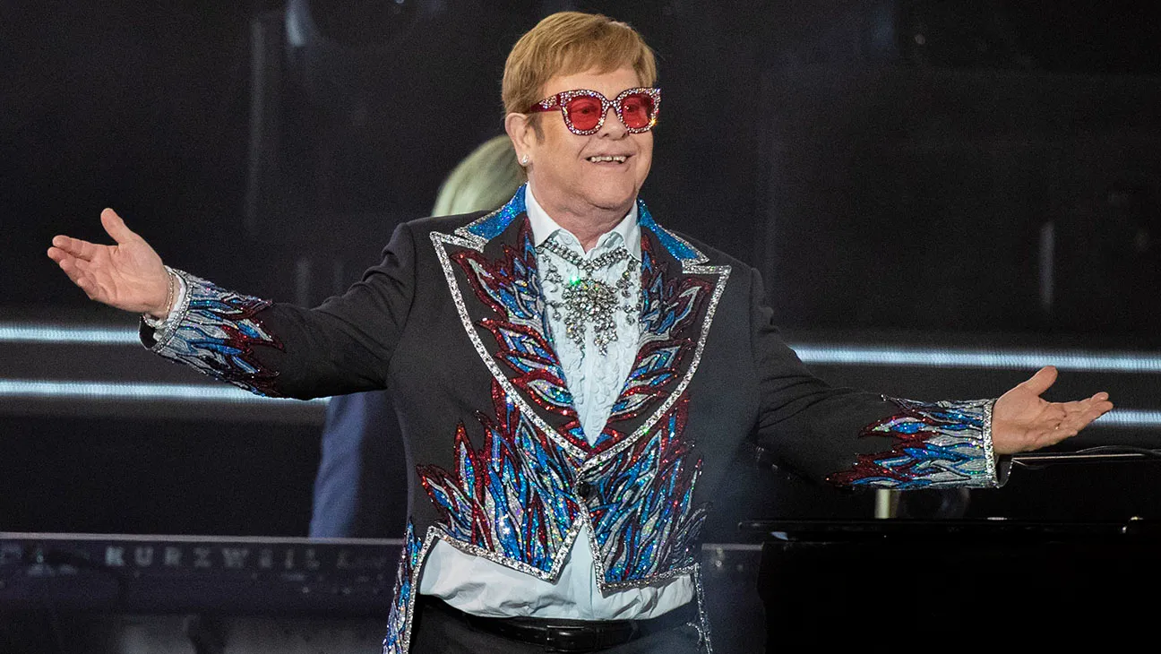 Elton John habló sobre sus problemas de visión durante la grabación de su nuevo álbum