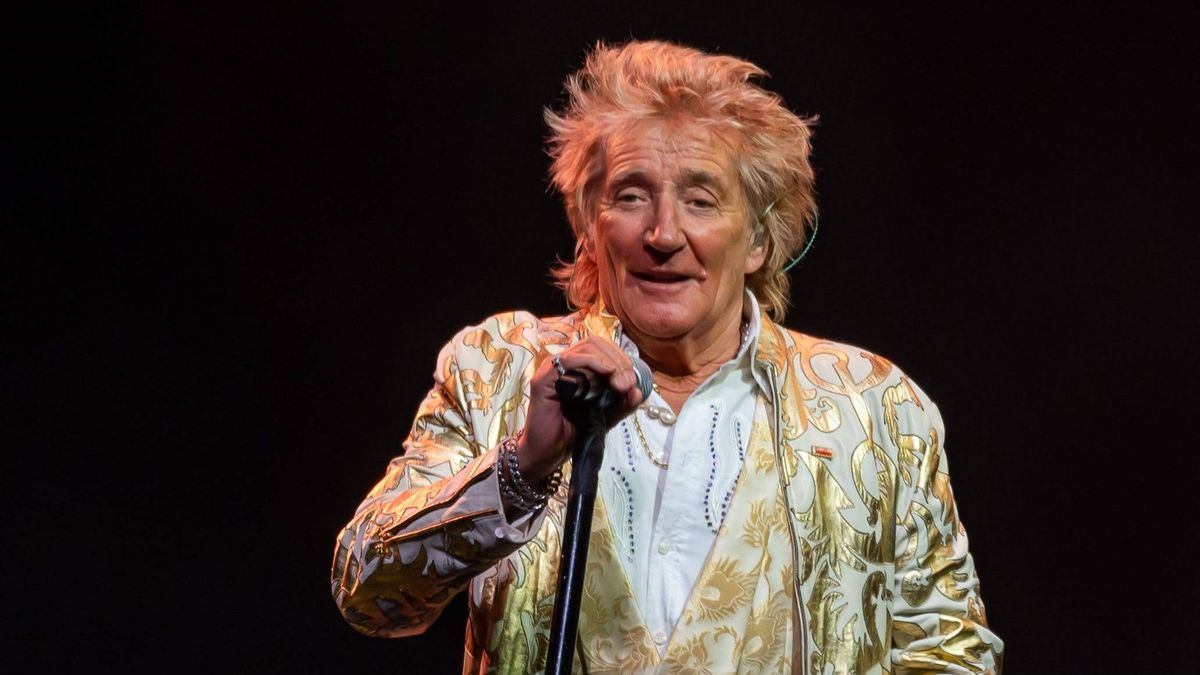 Rod Stewart sugiere que su gira por Reino Unido en 2027 podría ser la última