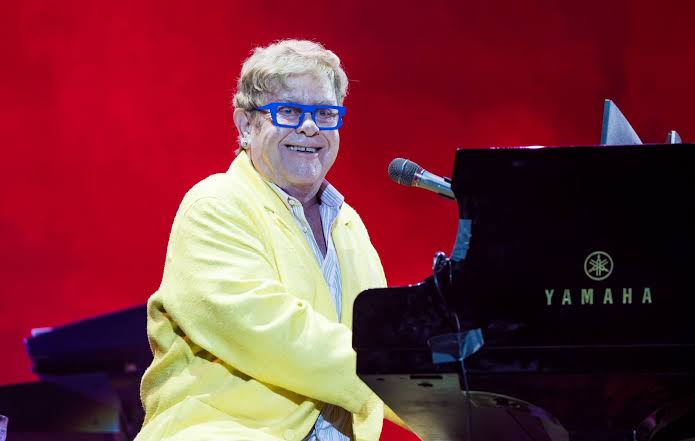 Elton John celebra los 50 años de Rock of the Westies con material inédito
